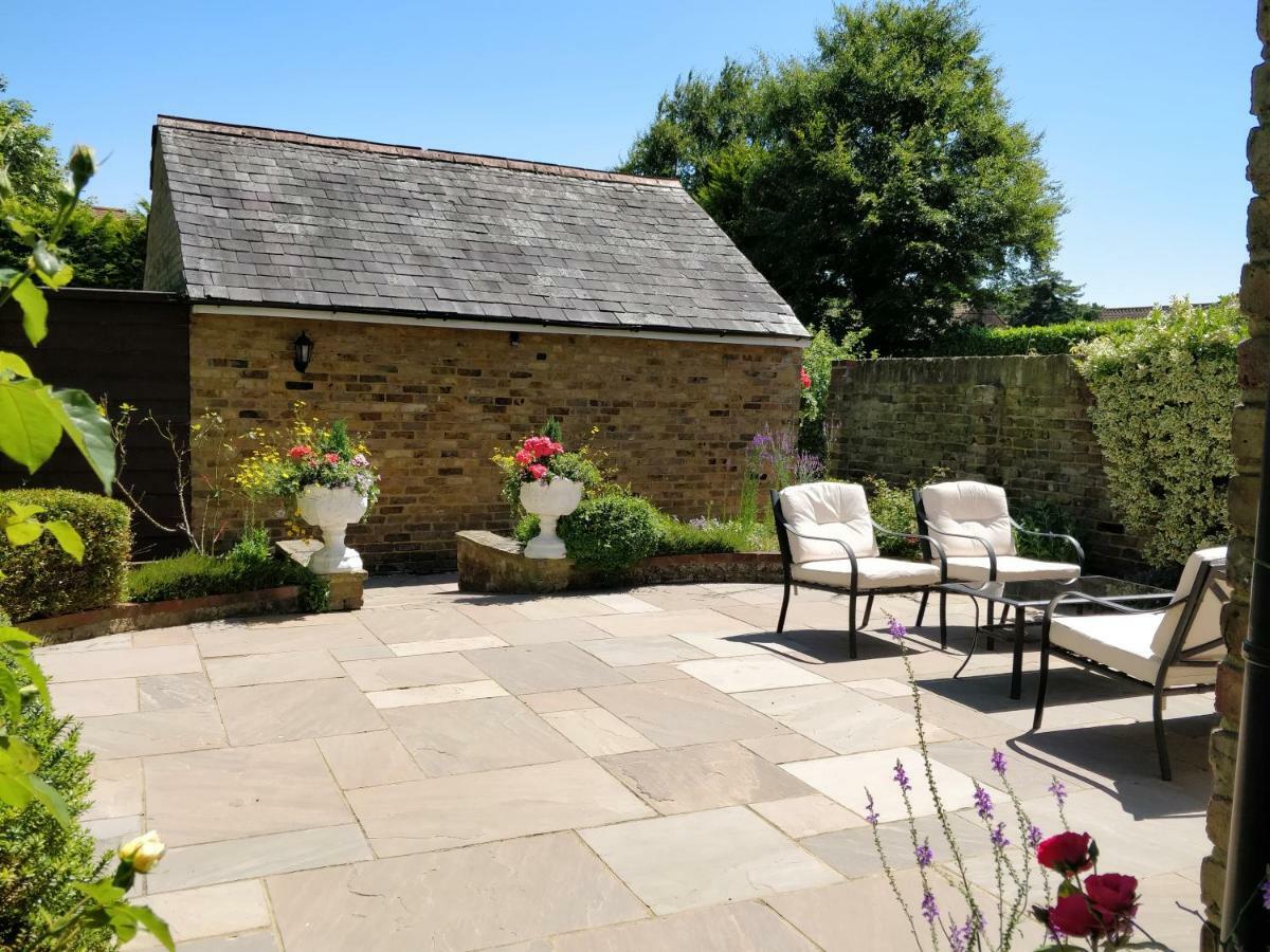 Pinfield Boutique Hotel Hedgerley Exterior photo